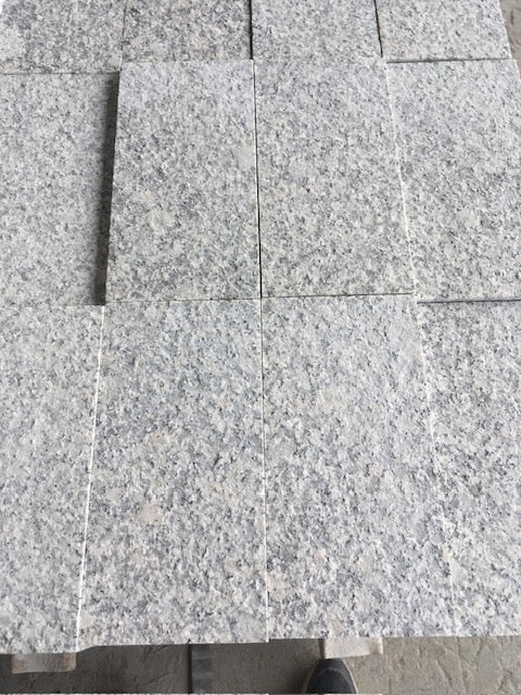 Granite cobble stone natural